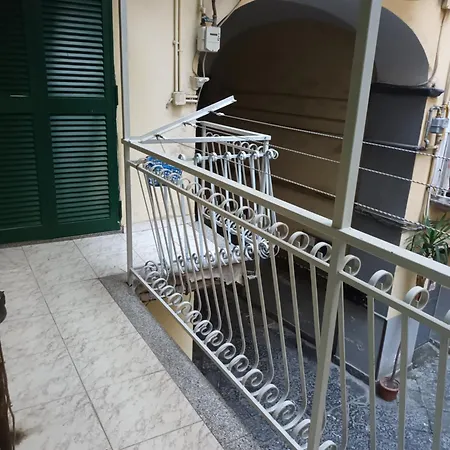 Sabrina Giglio * Castellammare di Stabia